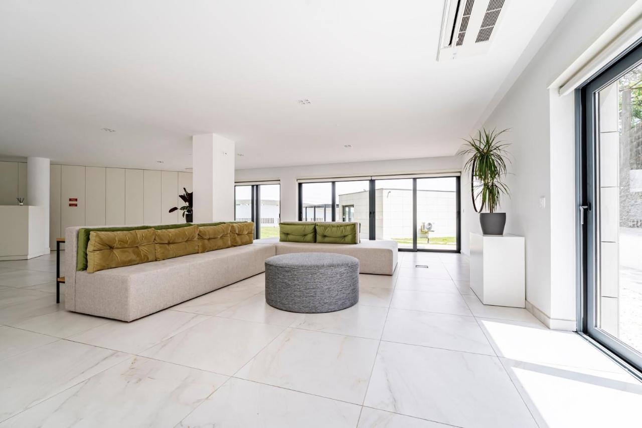 Apartamento Antas Park Flat With Pool OOporto Exterior foto